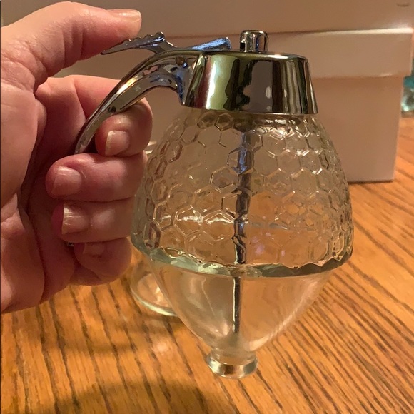 Glass Honeycomb Honey Dripper w base reservoir - Picture 11 of 14